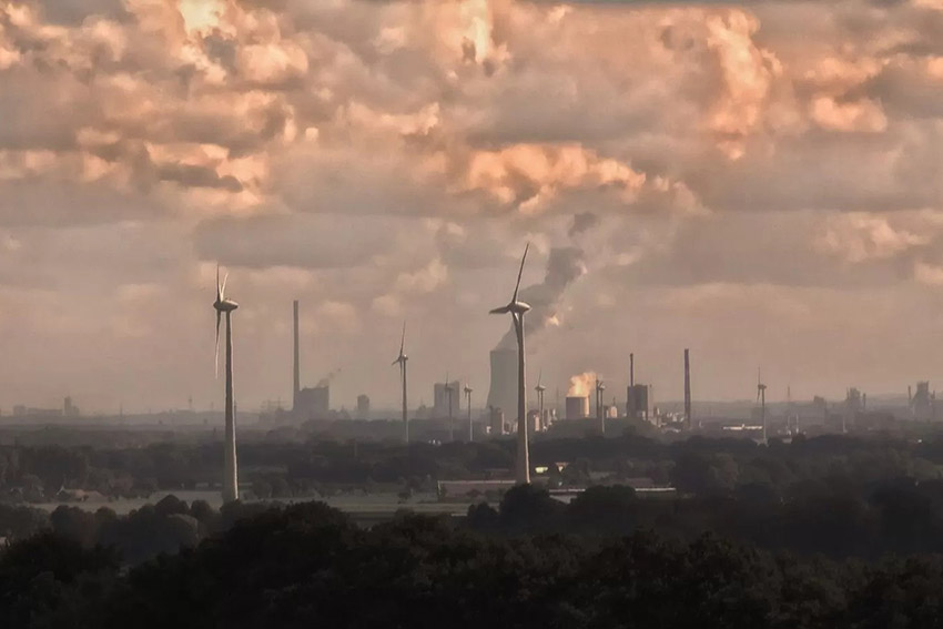 Smog wydobywający się z fabryki