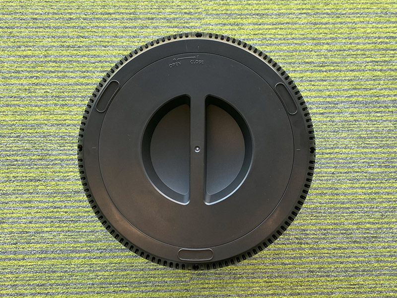 Philips AC0830/10 - widok od dołu, klapa filtra