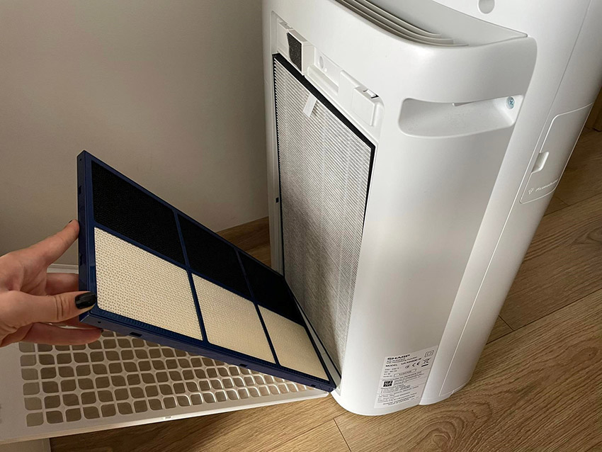 Filtry w oczyszczaczu Sharp UA-KIN50E-W