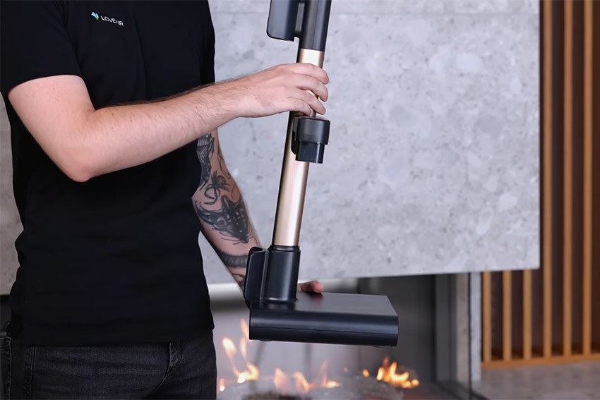 Electrolux Power Hygienic 800 EP81HB25WU - zbliżenie na stojak na akcesoria