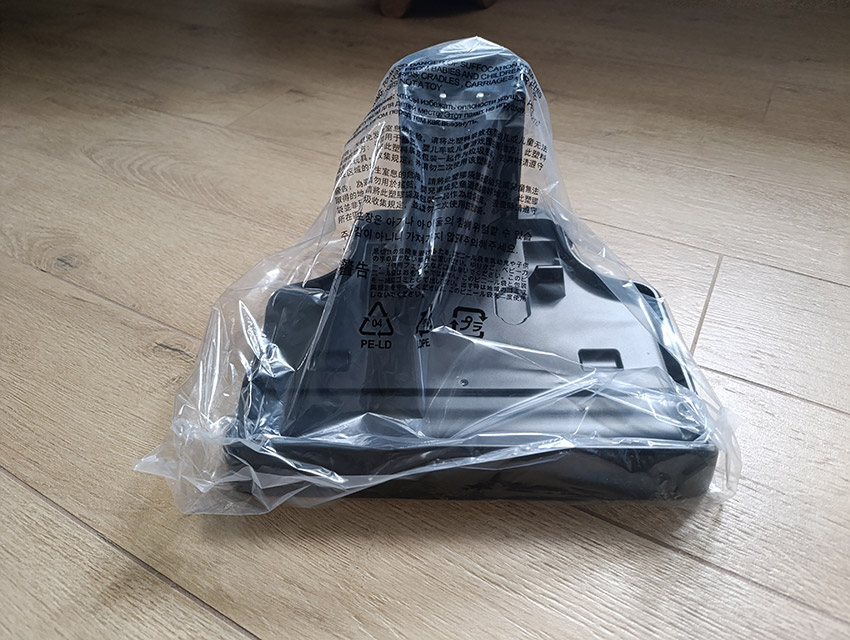 HYGSE akva - stacja ładująca we folii