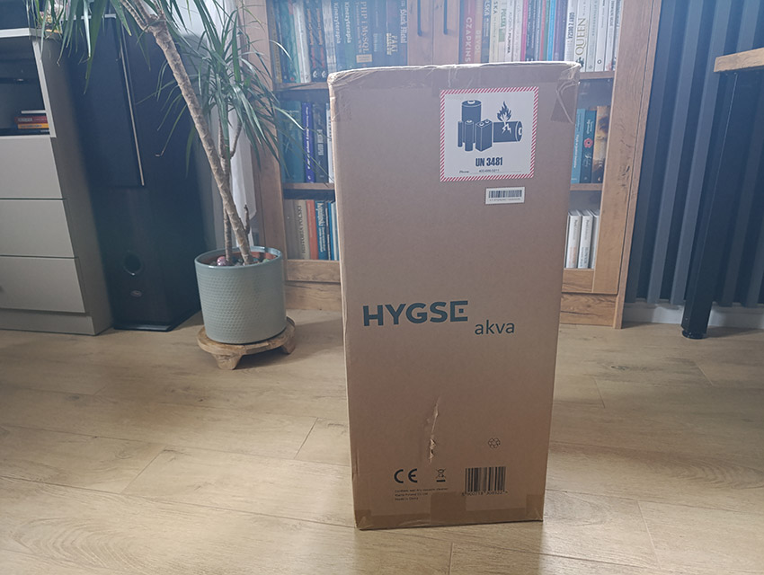 HYGSE akva - odkurzacz w pudełku zewnętrznym