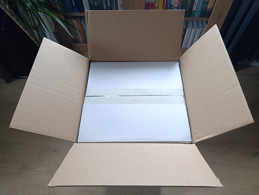 HYGSE akva - odkurzacz w pudełku wewnętrznym