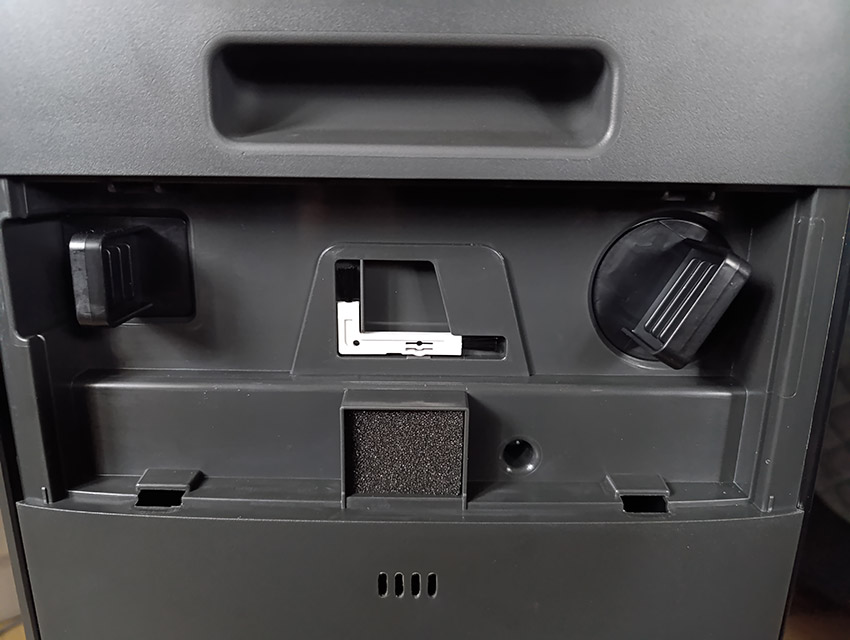 Sharp KI-TX100EU-H - mechanizm jonizatora