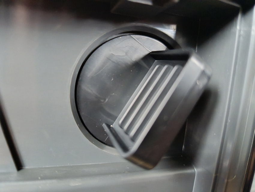 Sharp KI-TX100EU-H - generator jonów w obudowie