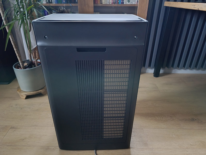 Sharp KI-TX100EU-H - widok z tyłu, pokrywa filtrów