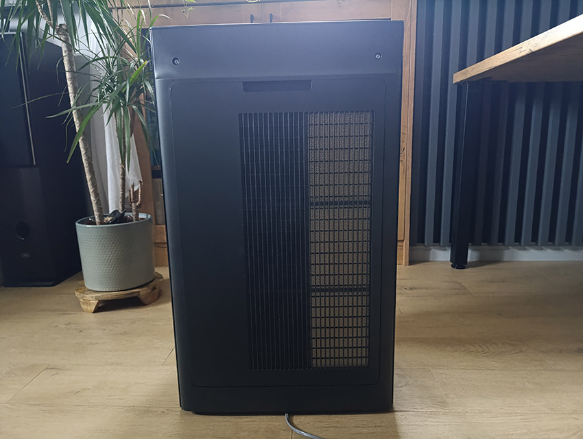 Sharp KI-TX100EU-H - widok z tyłu, pokrywa filtrów