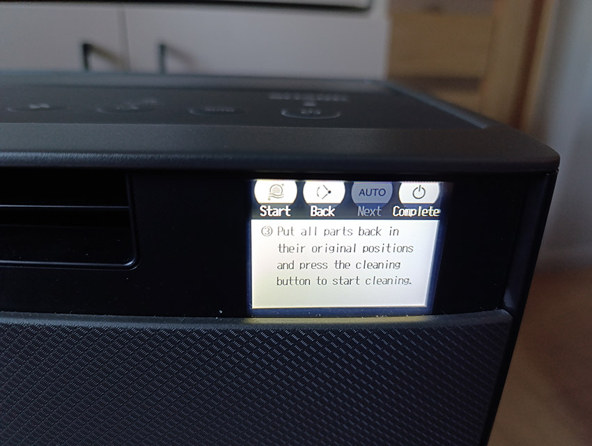 Sharp KI-TX100EU-H - tryb czyszczenia filtra nawilżacza