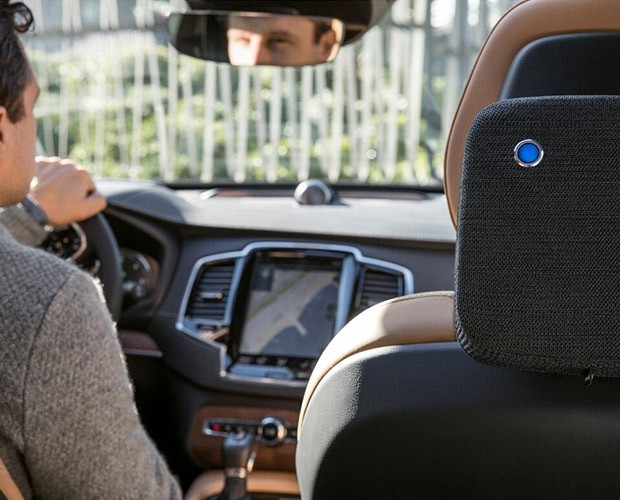 Blueair Cabin P1 zamontowany w aucie