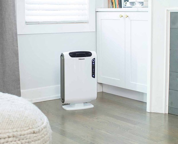 aranżacja oczyszczacza Fellowes AeraMax DX55