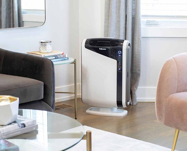 aranżacja oczyszczacza Fellowes AeraMax DX95