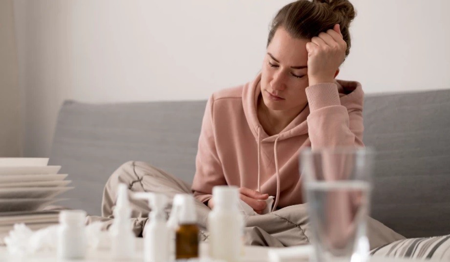 Kobieta z objawami alergii