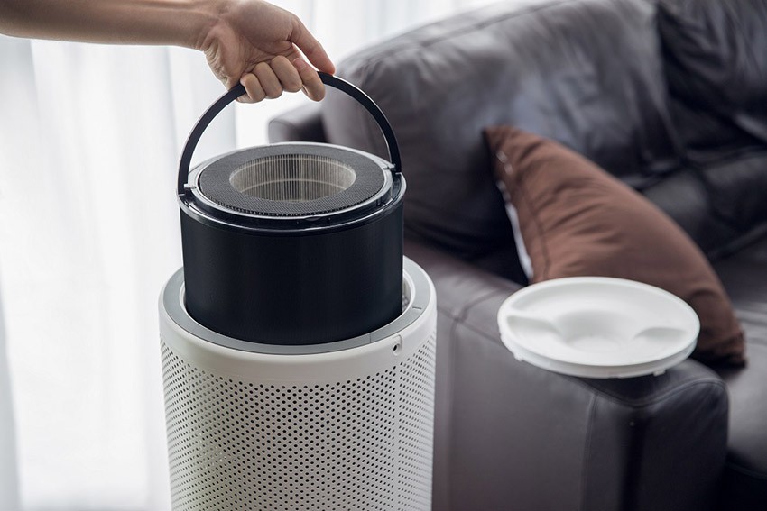 wymiana filtra w oczyszczaczu LIFAair