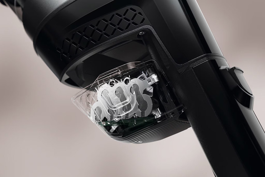 Akumulator litowo-jonowy Miele Triflex HX3 zapewniający do 70 minut pracy bezprzewodowej w całym domu