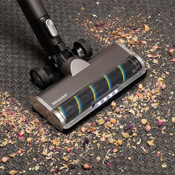 Elektroszczotka w odkurzaczu pionowym Sharp