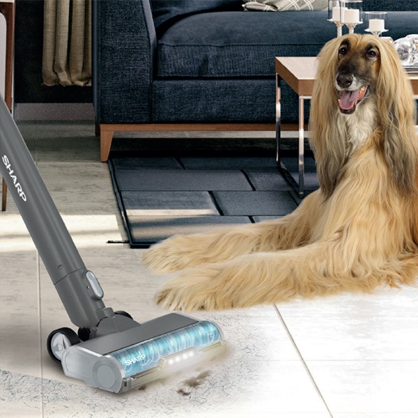 Odkurzacze pionowe Sharp idealnie nadają się do odkurzania sierści