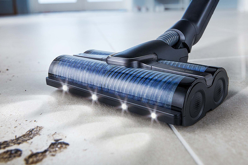 mycie podłogi przy użyciu odkurzacza Philips XW9465/11