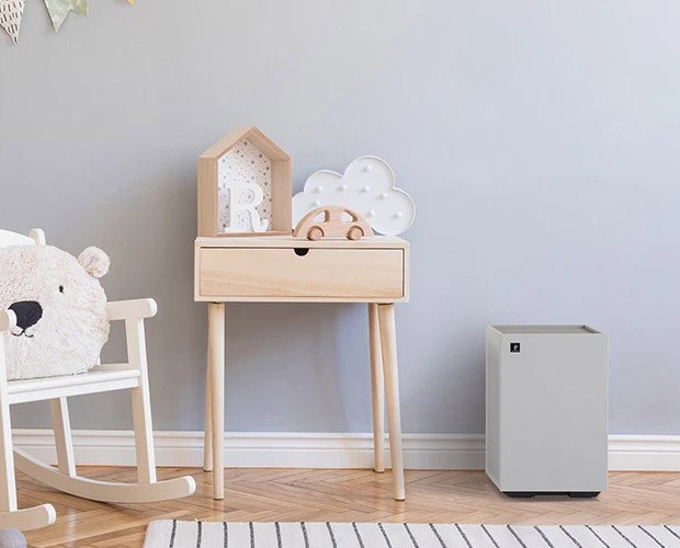 Aranżacja oczyszczacza Sharp FP-S42EU-L