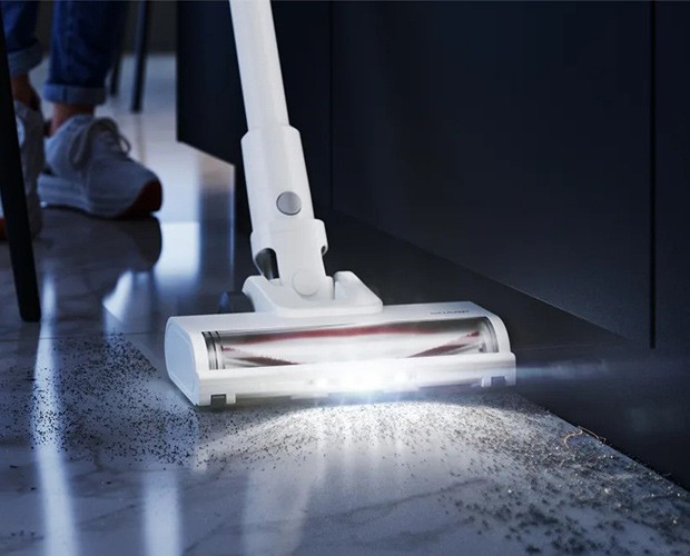 Działanie diody LED w odkurzaczu Sharp VC-SV12AEU-W