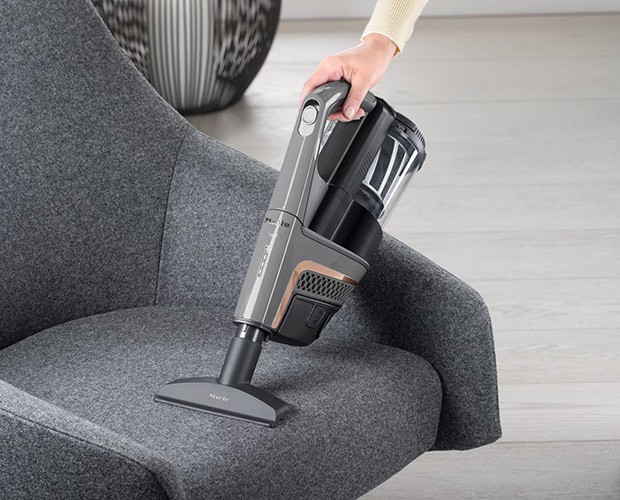 Miele – szeroka ssawka do tapicerki poczas odkurzania