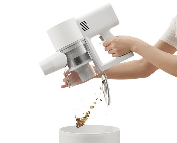 opróżnianie zbiornika w odkurzaczu Xiaomi Vacuum Cleaner G20