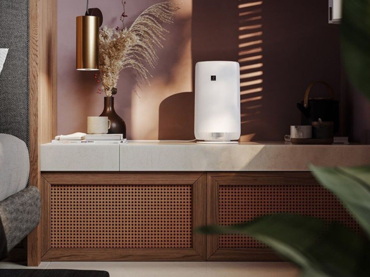 Sharp UA-PN1E-W - aranżacja w sypialni