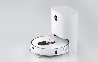 Odkurzacz automatyczny Roidmi w bazie