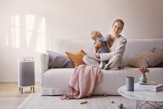 Blueair DustMagnet 5240i - zdjęcie lifestyle