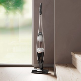 Electrolux Pure 600 Wet ES62P25WET - aranżacja odkurzacza