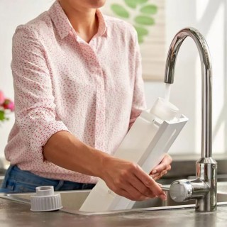 Philips AC2729/13 - napełnianie zbiornika