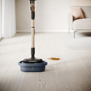Electrolux EPPCS2 - aranżacja z odkurzaczem