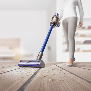 Dyson V11™ - odkurzanie podłogi