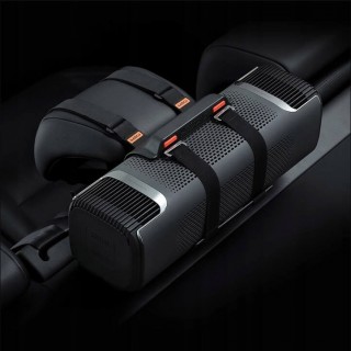 Xiaomi Roidmi Car Purifier P8 zamontowany w nagłówku