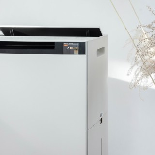 Sharp KI-TX75EU-W - wyświetlacz i wywiew powietrza