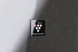 Sharp KC-D40EUH logo Plasmacluster